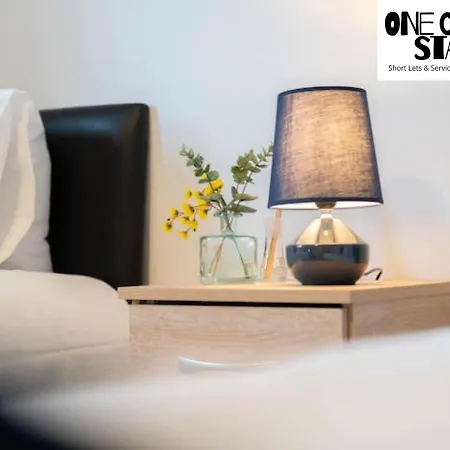 Nyaraló Perfect For Families And Contractors- Near Digbeth *